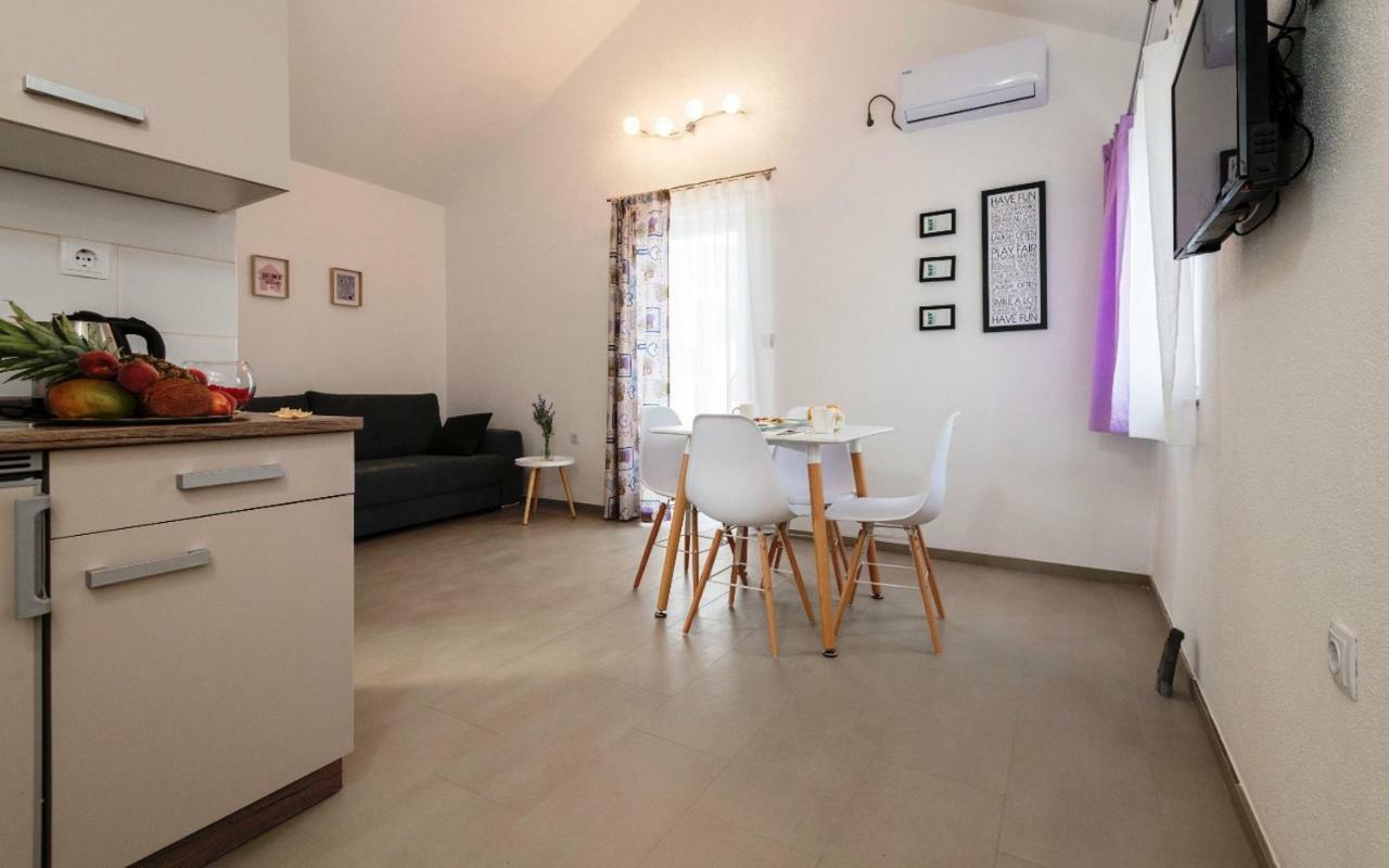 Apartmani Livaja Plano Ngoại thất bức ảnh